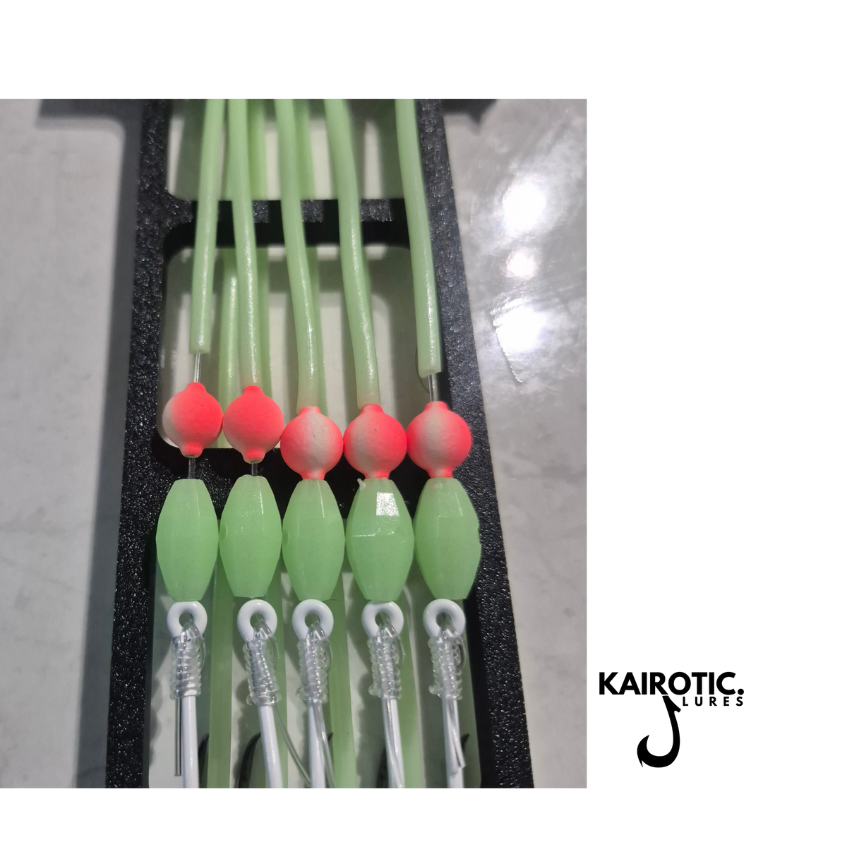 Complete Drone Fishing rig, backbone, traces, breakaway sinker and drone connection with Kairotic saftey clips.